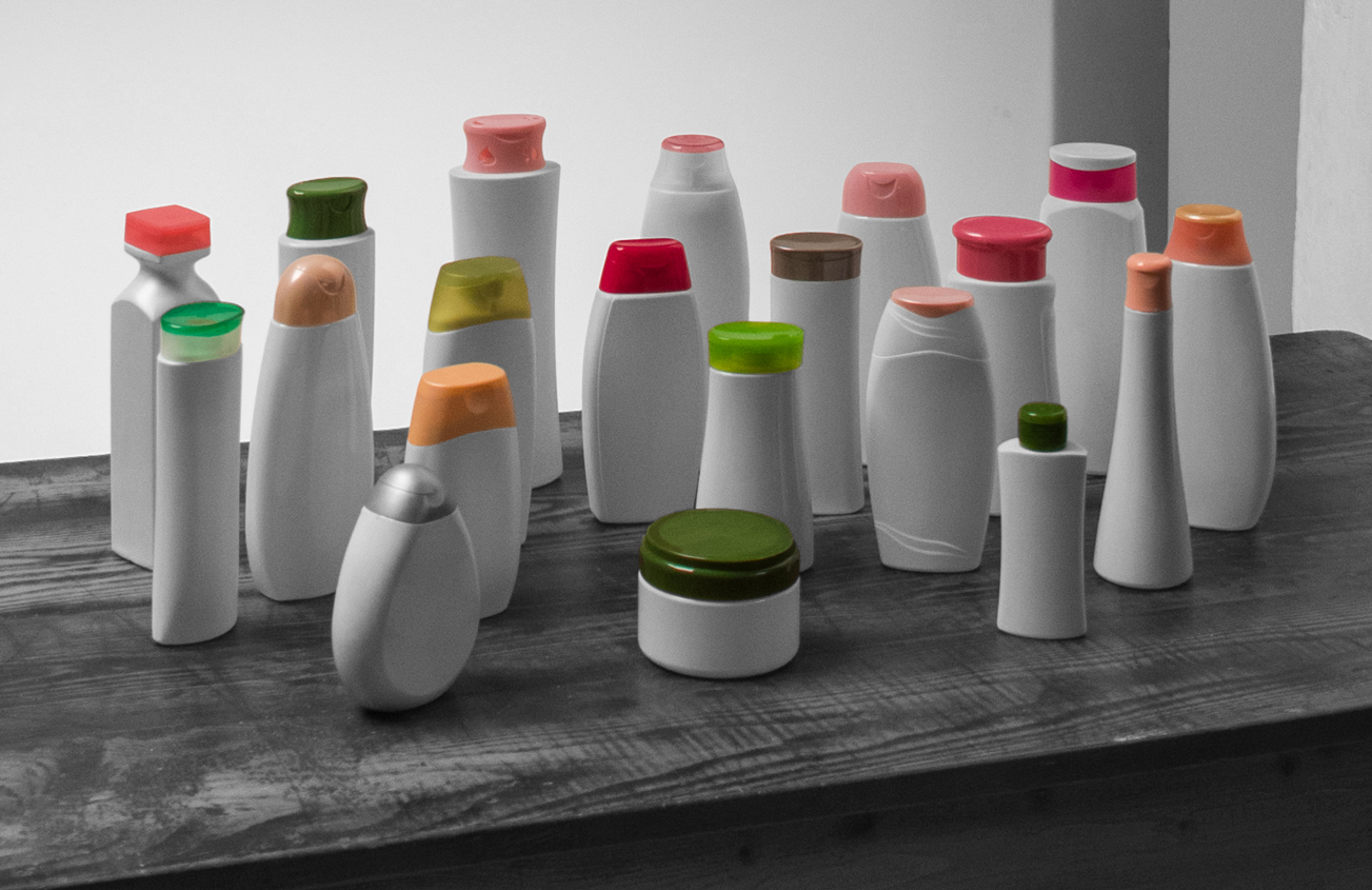 Modelli tappi in plastica